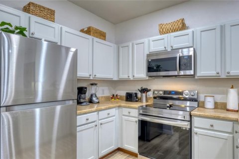 Condo in Kissimmee, Florida, 3 bedrooms  № 2410476 - photo 19