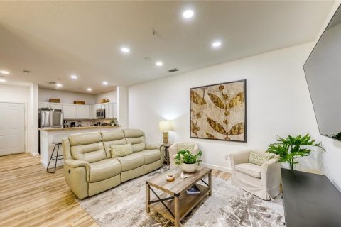 Condo in Kissimmee, Florida, 3 bedrooms  № 2410476 - photo 8