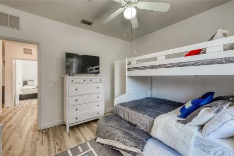 Condo in Kissimmee, Florida, 3 bedrooms  № 2410476 - photo 29