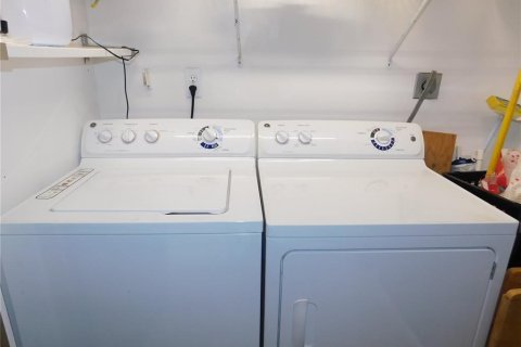 Condominio en alquiler en Oldsmar, Florida, 2 dormitorios, 85.84 m2 № 2147405 - foto 24