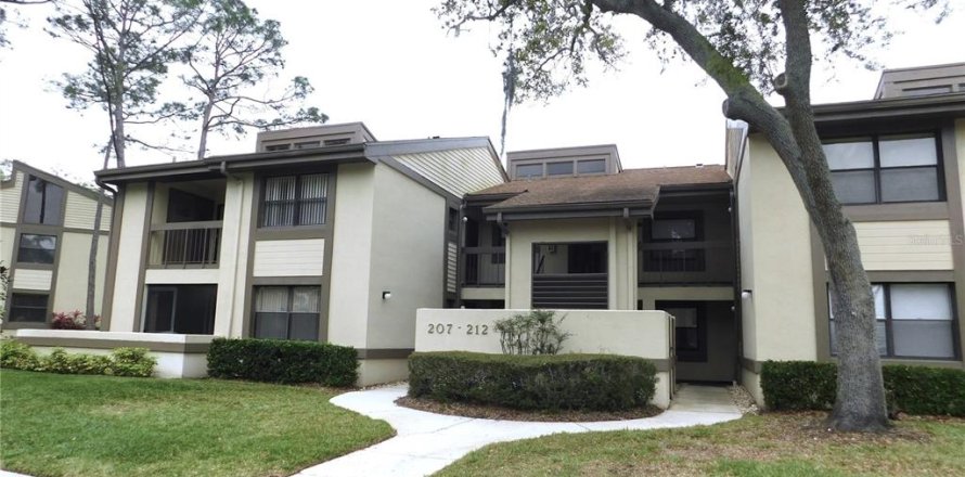 Condominio en Oldsmar, Florida, 2 dormitorios  № 2147405