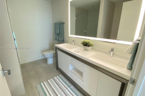 Copropriété à vendre à Sunrise, Floride: 2 chambres, 90.77 m2 № 1970847 - photo 10