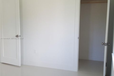 Снять в аренду виллу или дом в Майами, Флорида 2 спальни, 142.33м2, № 2051371 - фото 22