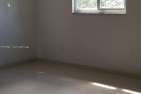 Снять в аренду виллу или дом в Майами, Флорида 2 спальни, 142.33м2, № 2051371 - фото 16