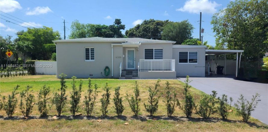 Дом в Майами, Флорида 2 спальни, 142.33м2 № 2051371