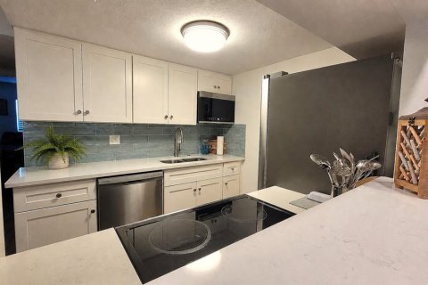 Copropriété à louer à Treasure Island, Floride: 1 chambre, 53.88 m2 № 2384335 - photo 13