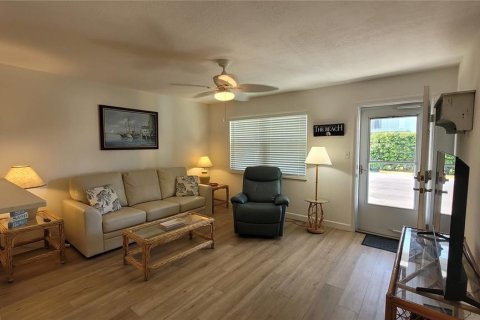 Copropriété à louer à Treasure Island, Floride: 1 chambre, 53.88 m2 № 2384335 - photo 12