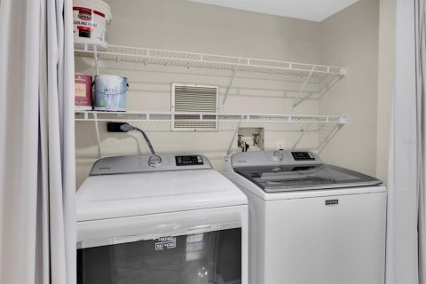 Adosado en venta en Saint Petersburg, Florida, 2 dormitorios, 139.35 m2 № 2102213 - foto 24