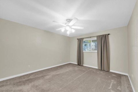 Adosado en venta en Saint Petersburg, Florida, 2 dormitorios, 139.35 m2 № 2102213 - foto 21