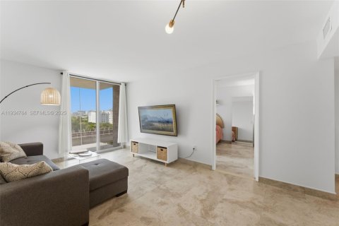 Condominio en venta en Miami, Florida, 2 dormitorios, 83.89 m2 № 1993012 - foto 6