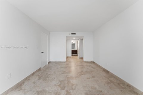 Condominio en venta en Miami, Florida, 2 dormitorios, 83.89 m2 № 1993012 - foto 20