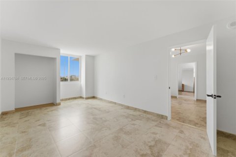 Condominio en venta en Miami, Florida, 2 dormitorios, 83.89 m2 № 1993012 - foto 18
