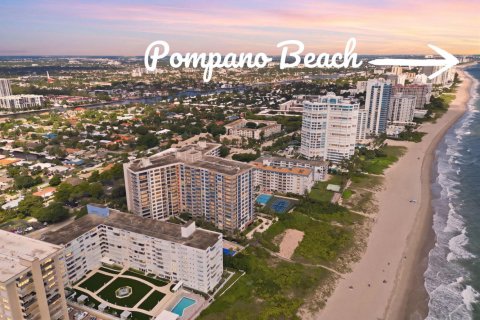 Condominio en venta en Lauderdale-by-the-Sea, Florida, 1 dormitorio, 61.5 m2 № 2431957 - foto 13