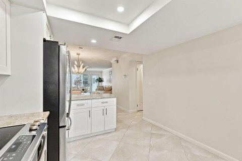 Condominio en venta en Lauderdale-by-the-Sea, Florida, 1 dormitorio, 61.5 m2 № 2431957 - foto 22