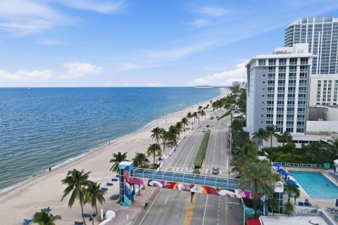 Condominio en venta en Lauderdale-by-the-Sea, Florida, 1 dormitorio, 61.5 m2 № 2431957 - foto 16