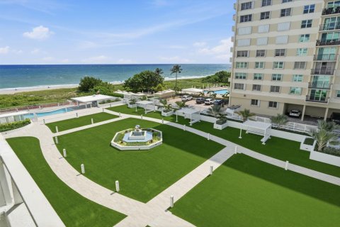 Condominio en venta en Lauderdale-by-the-Sea, Florida, 1 dormitorio, 61.5 m2 № 2431957 - foto 8