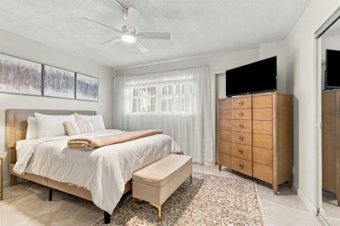 Condominio en venta en Lauderdale-by-the-Sea, Florida, 1 dormitorio, 61.5 m2 № 2431957 - foto 29