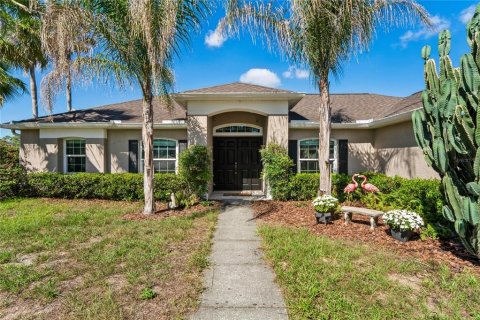 House in Spring Hill, Florida 3 bedrooms, 142.7 sq.m. № 2156401 - photo 5
