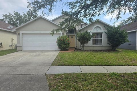 House in Orlando, Florida 4 bedrooms, 162.95 sq.m. № 1648111 - photo 1