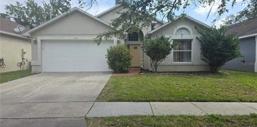 House in Orlando, Florida 4 bedrooms, 162.95 sq.m. № 1648111