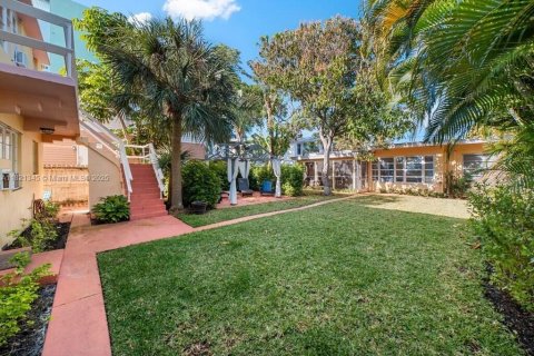 Propiedad comercial en venta en Lake Worth, Florida, 253.62 m2 № 1782051 - foto 5