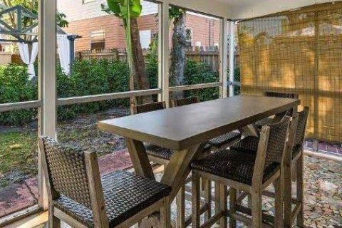 Propiedad comercial en venta en Lake Worth, Florida, 253.62 m2 № 1782051 - foto 11