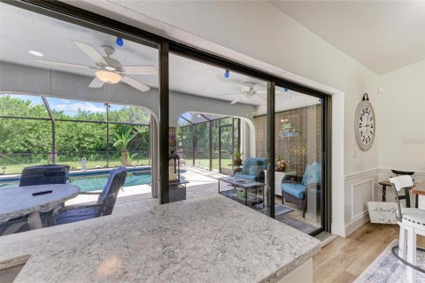 Villa ou maison à vendre à Port Charlotte, Floride: 2 chambres, 99.78 m2 № 2225757 - photo 11