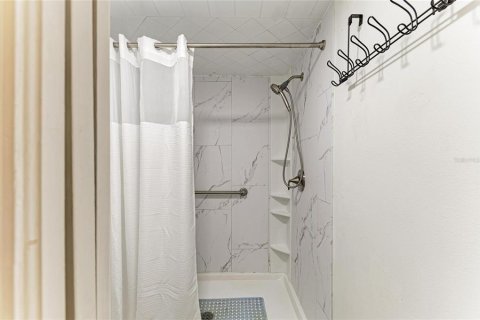 Villa ou maison à vendre à Port Charlotte, Floride: 2 chambres, 99.78 m2 № 2225757 - photo 21