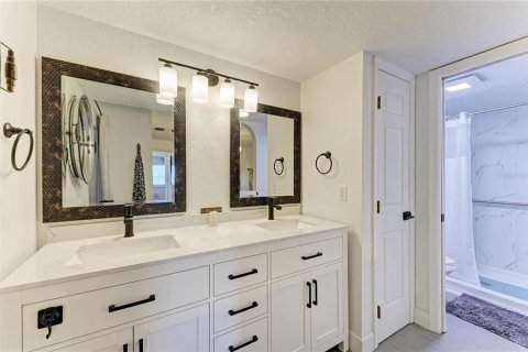 Villa ou maison à vendre à Port Charlotte, Floride: 2 chambres, 99.78 m2 № 2225757 - photo 20