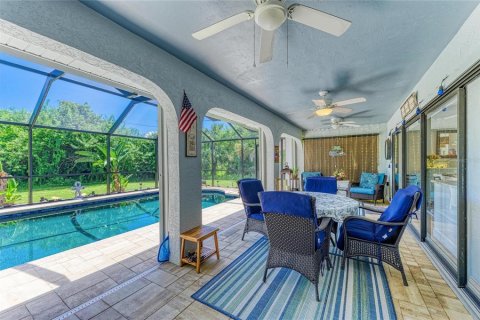 Villa ou maison à vendre à Port Charlotte, Floride: 2 chambres, 99.78 m2 № 2225757 - photo 28