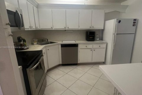 Condominio en alquiler en Aventura, Florida, 1 dormitorio, 72 m2 № 1929046 - foto 14