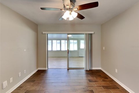 Casa en alquiler en Zephyrhills, Florida, 4 dormitorios, 189.52 m2 № 1911022 - foto 2