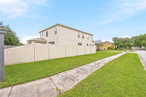 Villa ou maison à vendre à Land O' Lakes, Floride: 3 chambres, 246.38 m2 № 2401202 - photo 23