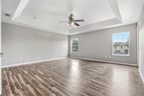 Villa ou maison à vendre à Land O' Lakes, Floride: 3 chambres, 246.38 m2 № 2401202 - photo 8