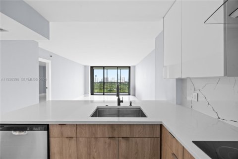 Condominio en venta en Aventura, Florida, 1 dormitorio, 84.82 m2 № 1994502 - foto 2
