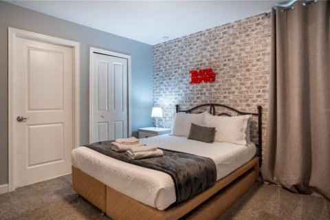 Casa en venta en Davenport, Florida, 8 dormitorios, 405.98 m2 № 2213464 - foto 18