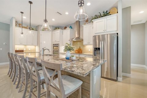House in Sarasota, Florida 4 bedrooms, 259.85 sq.m. № 1734932 - photo 9