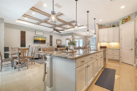 House in Sarasota, Florida 4 bedrooms, 259.85 sq.m. № 1734932 - photo 10