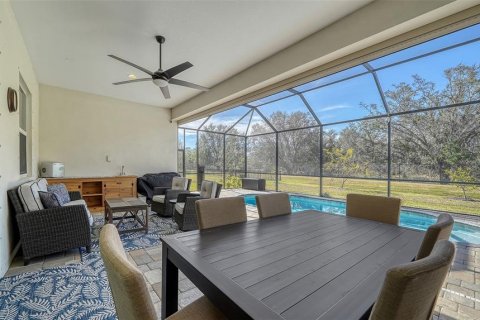 House in Sarasota, Florida 4 bedrooms, 259.85 sq.m. № 1734932 - photo 27