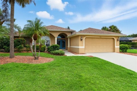 House in Punta Gorda, Florida 3 bedrooms, 182.37 sq.m. № 1915764 - photo 1
