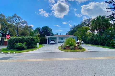 Villa ou maison à louer à Miami, Floride: 3 chambres, 147.62 m2 № 1944614 - photo 5