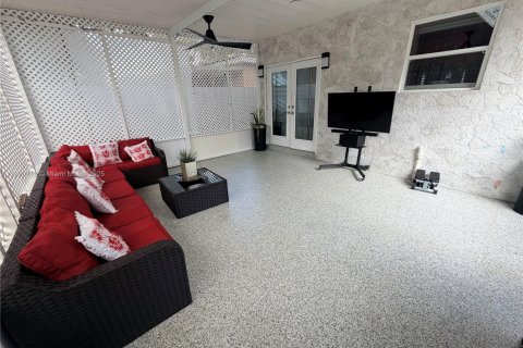 Снять в аренду виллу или дом в Майами, Флорида 3 спальни, 147.62м2, № 1944614 - фото 30