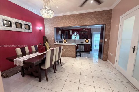 Снять в аренду виллу или дом в Майами, Флорида 3 спальни, 147.62м2, № 1944614 - фото 29