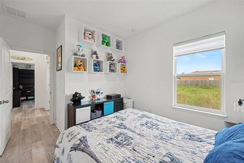Villa ou maison à vendre à Poinciana, Floride: 4 chambres, 147.71 m2 № 2398547 - photo 22