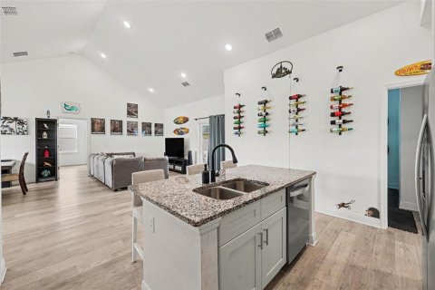 Villa ou maison à vendre à Poinciana, Floride: 4 chambres, 147.71 m2 № 2398547 - photo 11