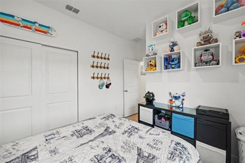 Villa ou maison à vendre à Poinciana, Floride: 4 chambres, 147.71 m2 № 2398547 - photo 23