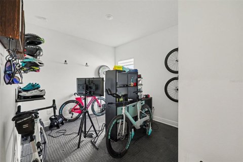 Villa ou maison à vendre à Poinciana, Floride: 4 chambres, 147.71 m2 № 2398547 - photo 24