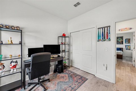 Villa ou maison à vendre à Poinciana, Floride: 4 chambres, 147.71 m2 № 2398547 - photo 18