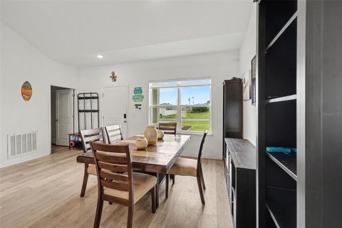 Villa ou maison à vendre à Poinciana, Floride: 4 chambres, 147.71 m2 № 2398547 - photo 8