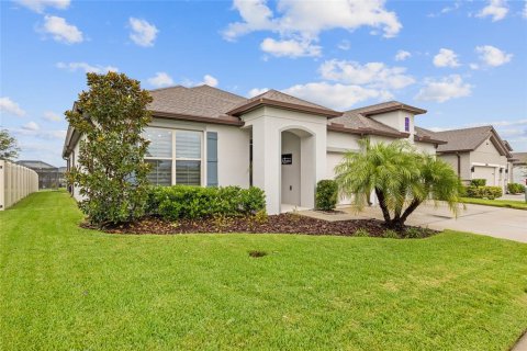 House in Spring Hill, Florida 4 bedrooms, 230.77 sq.m. № 1883081 - photo 3